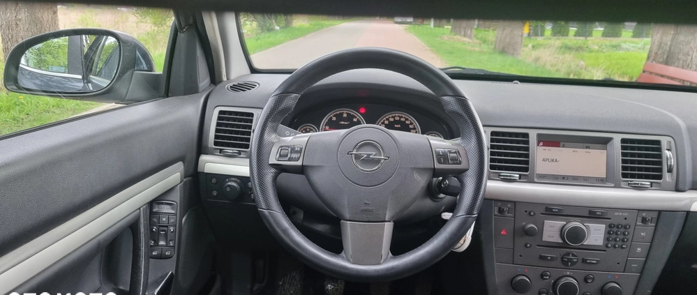 Opel Vectra cena 12900 przebieg: 250000, rok produkcji 2007 z Sianów małe 704